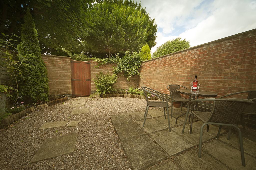 Grayz Townhouse - Free Onsite Parking For 2 Cars Vila Lincoln Quarto foto