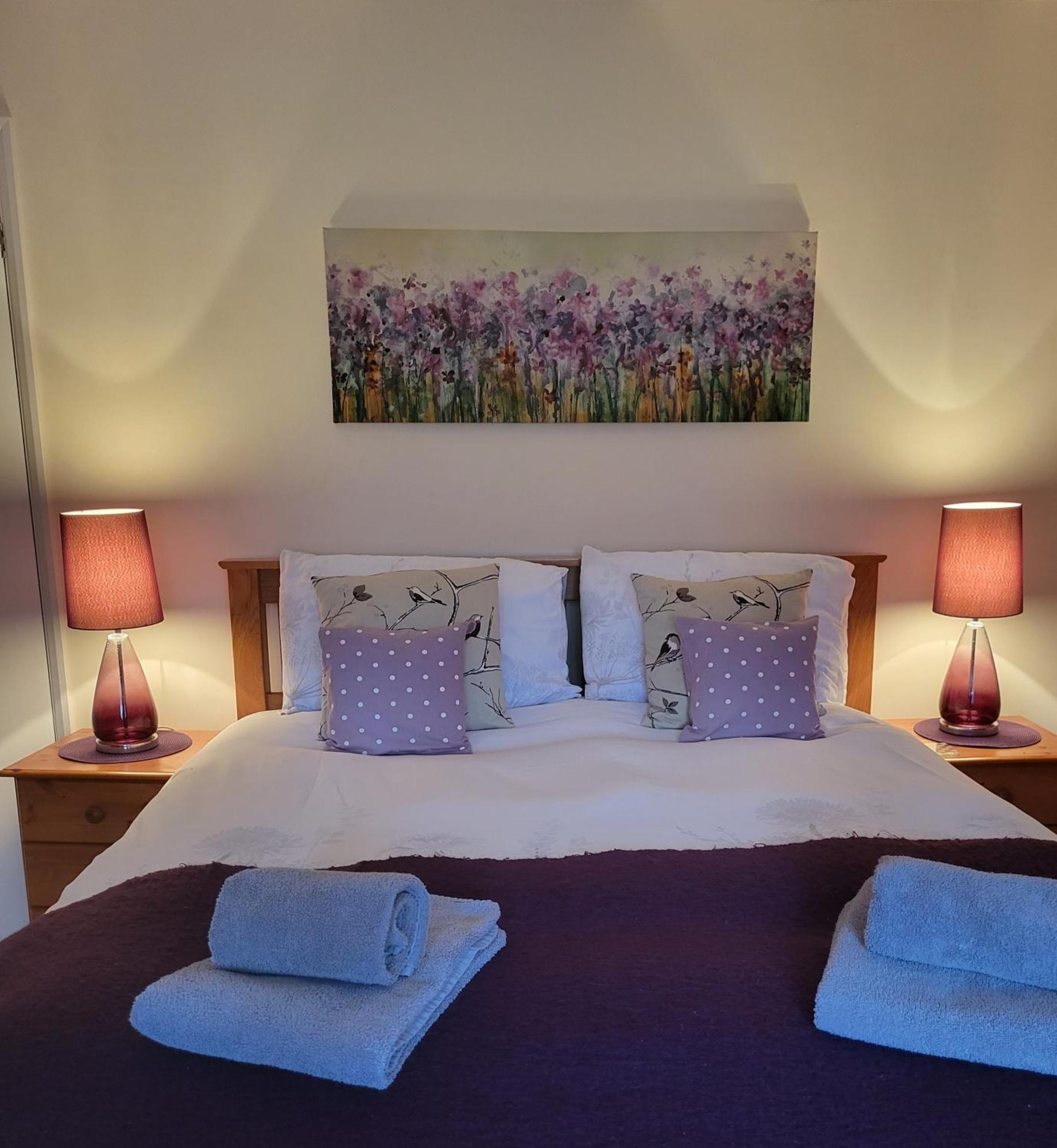 Grayz Townhouse - Free Onsite Parking For 2 Cars Vila Lincoln Exterior foto